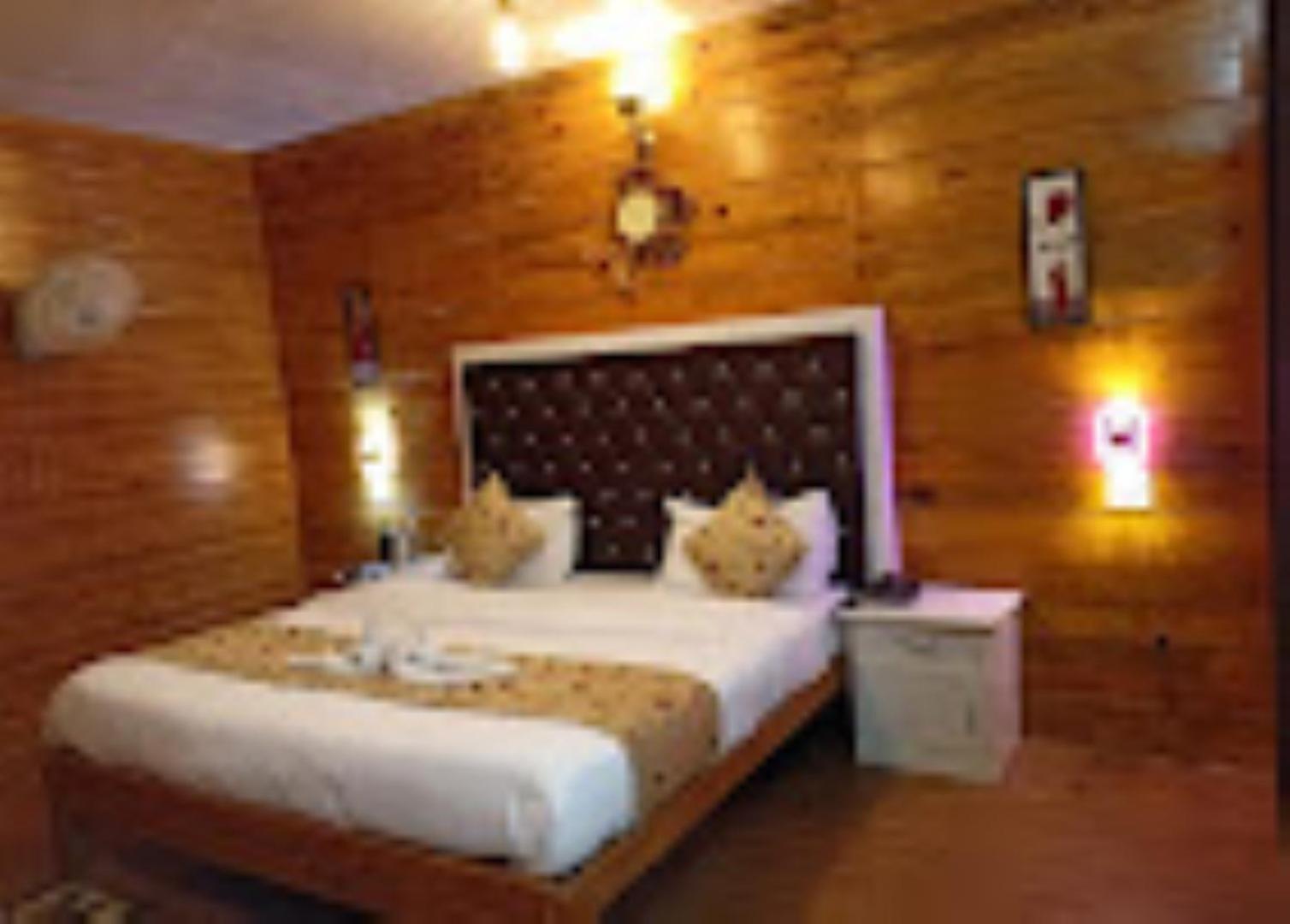 The Village Retreat Resort , Guptkashi Gupta Kashi Екстер'єр фото