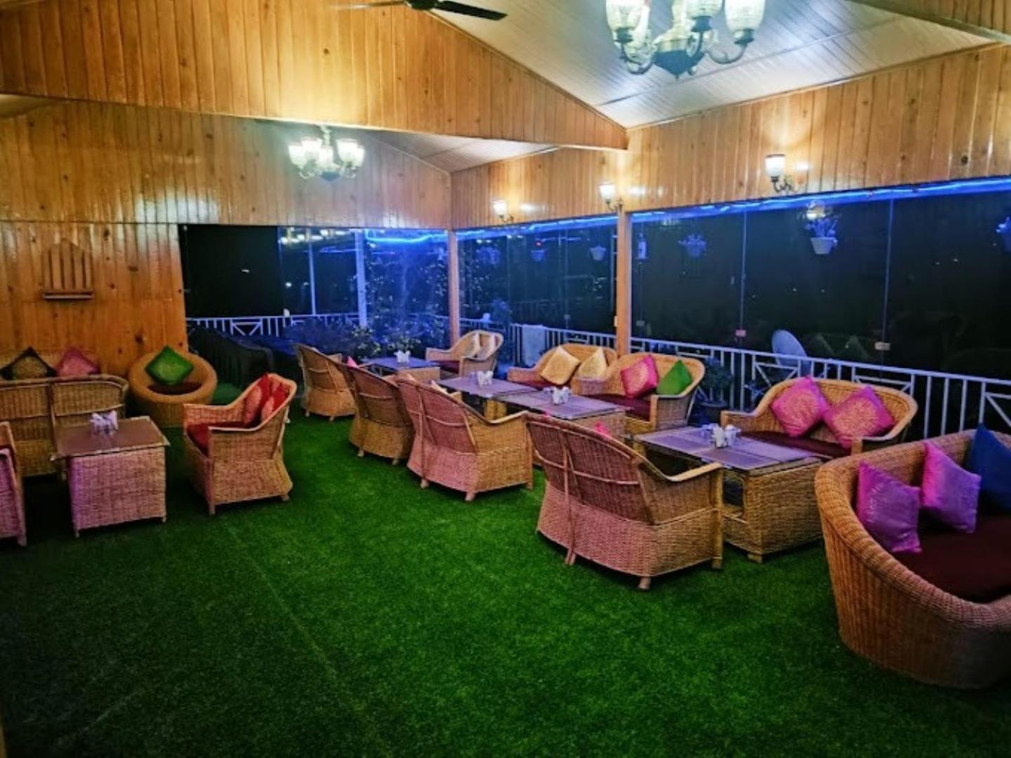 The Village Retreat Resort , Guptkashi Gupta Kashi Екстер'єр фото