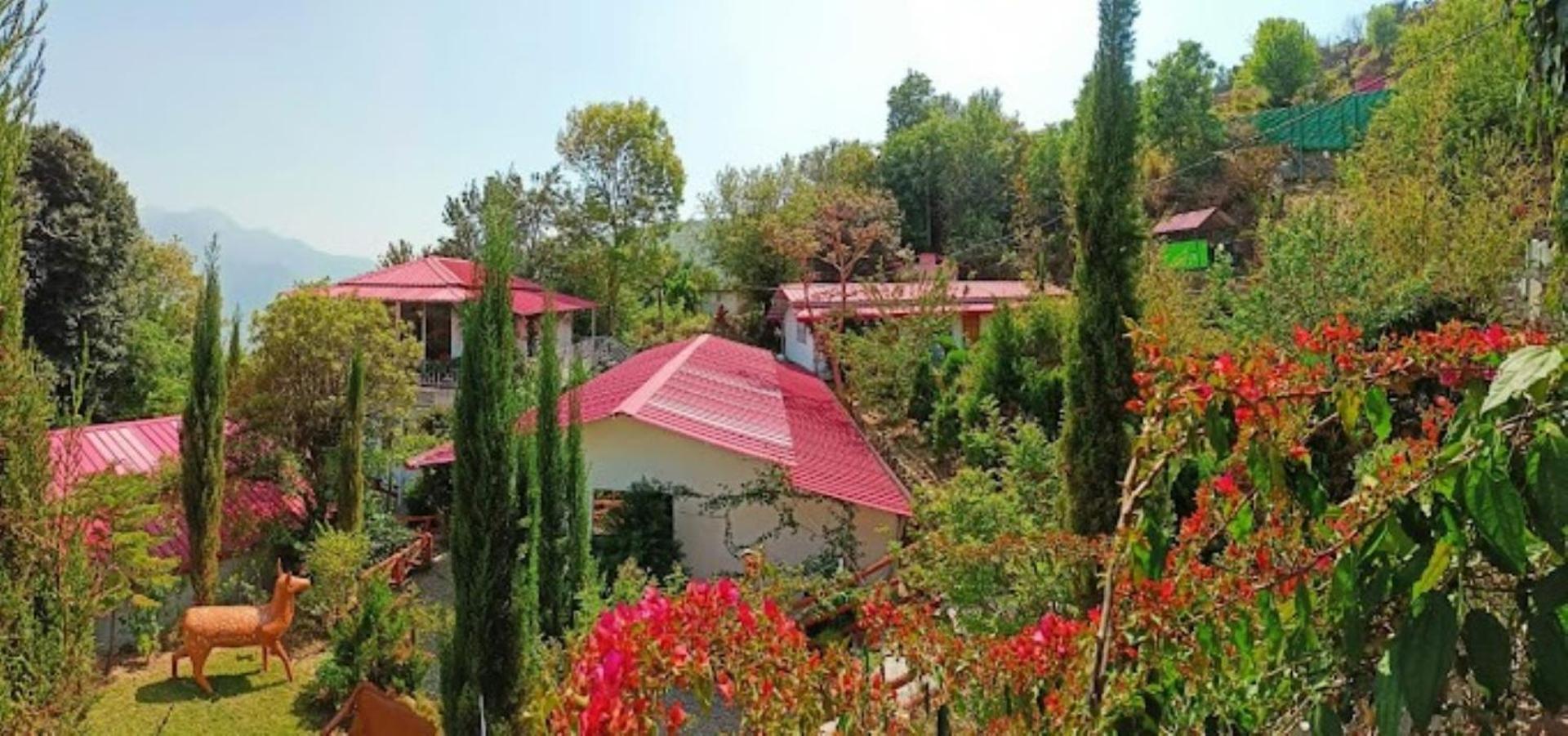 The Village Retreat Resort , Guptkashi Gupta Kashi Екстер'єр фото